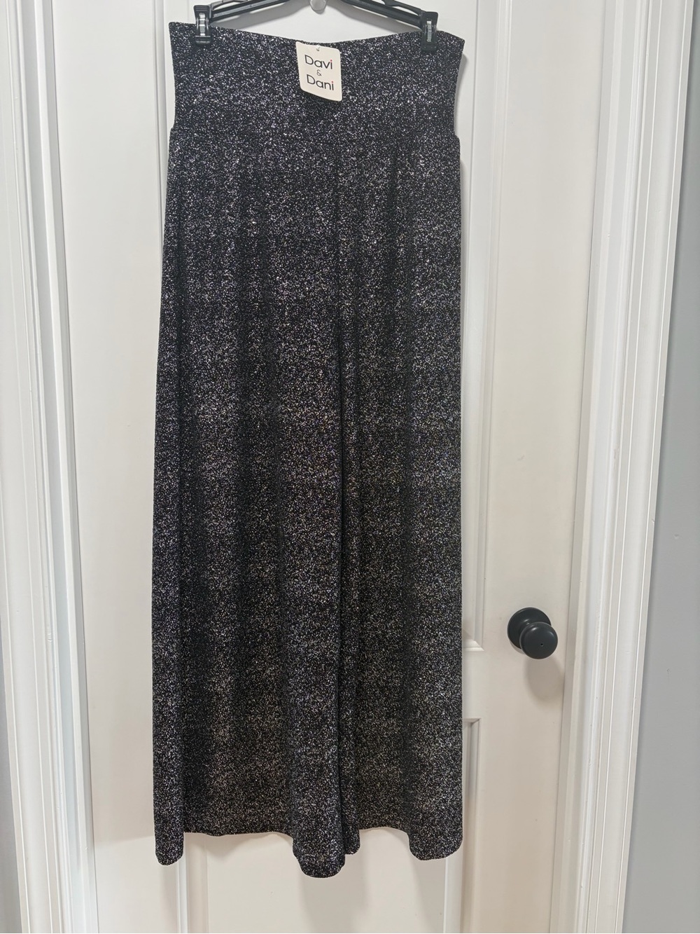 Davi & Dani Sparkle Luxe Wide Leg Pants NWT size Large Black Silver Flowy